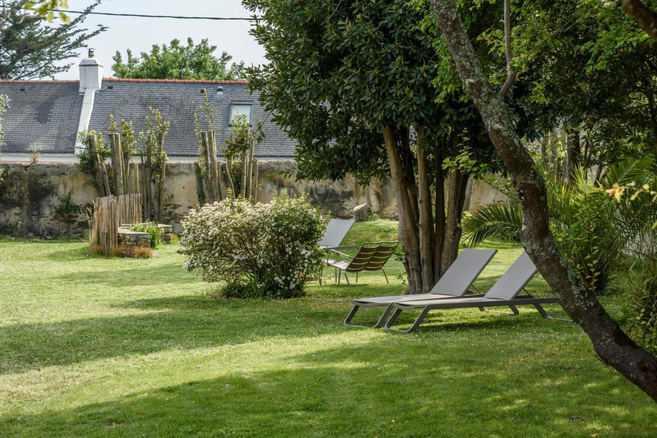 Hotel Le Clos Fleuri Le Palais Exterior photo